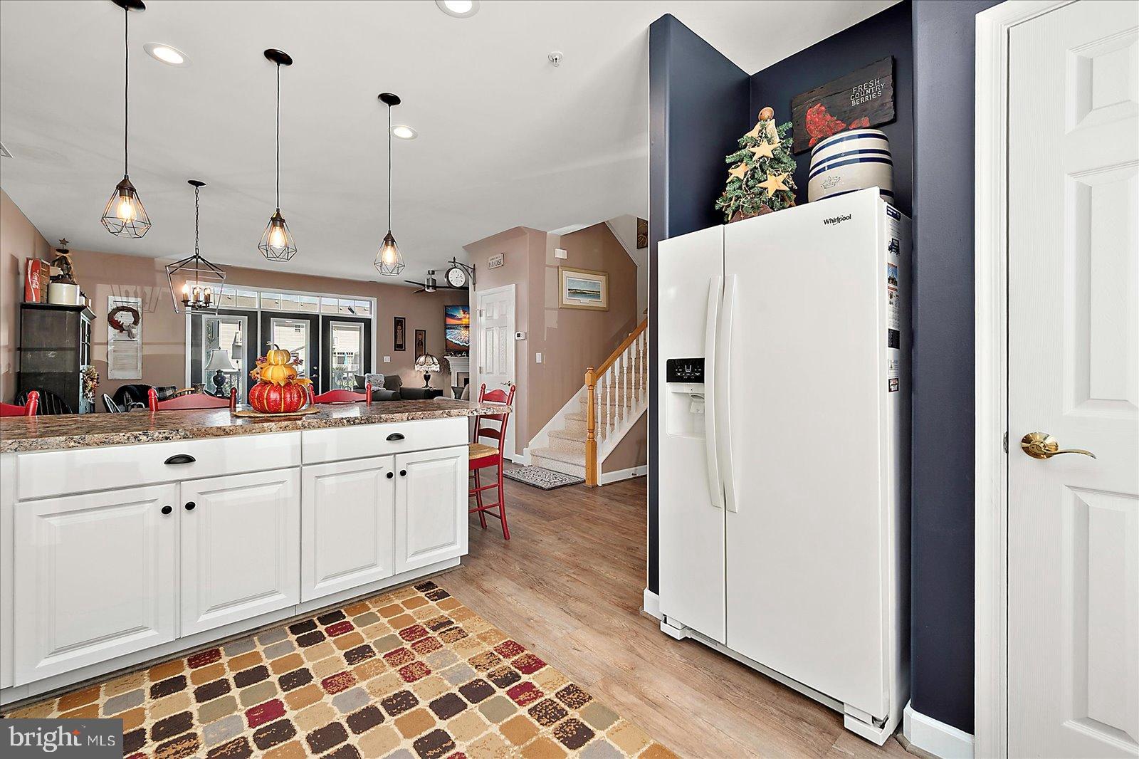 10050 Golf Course Road, Unit 6 Ocean City, MD 21842 - Photo 14 of 60 Charming kitchen with modern touches.