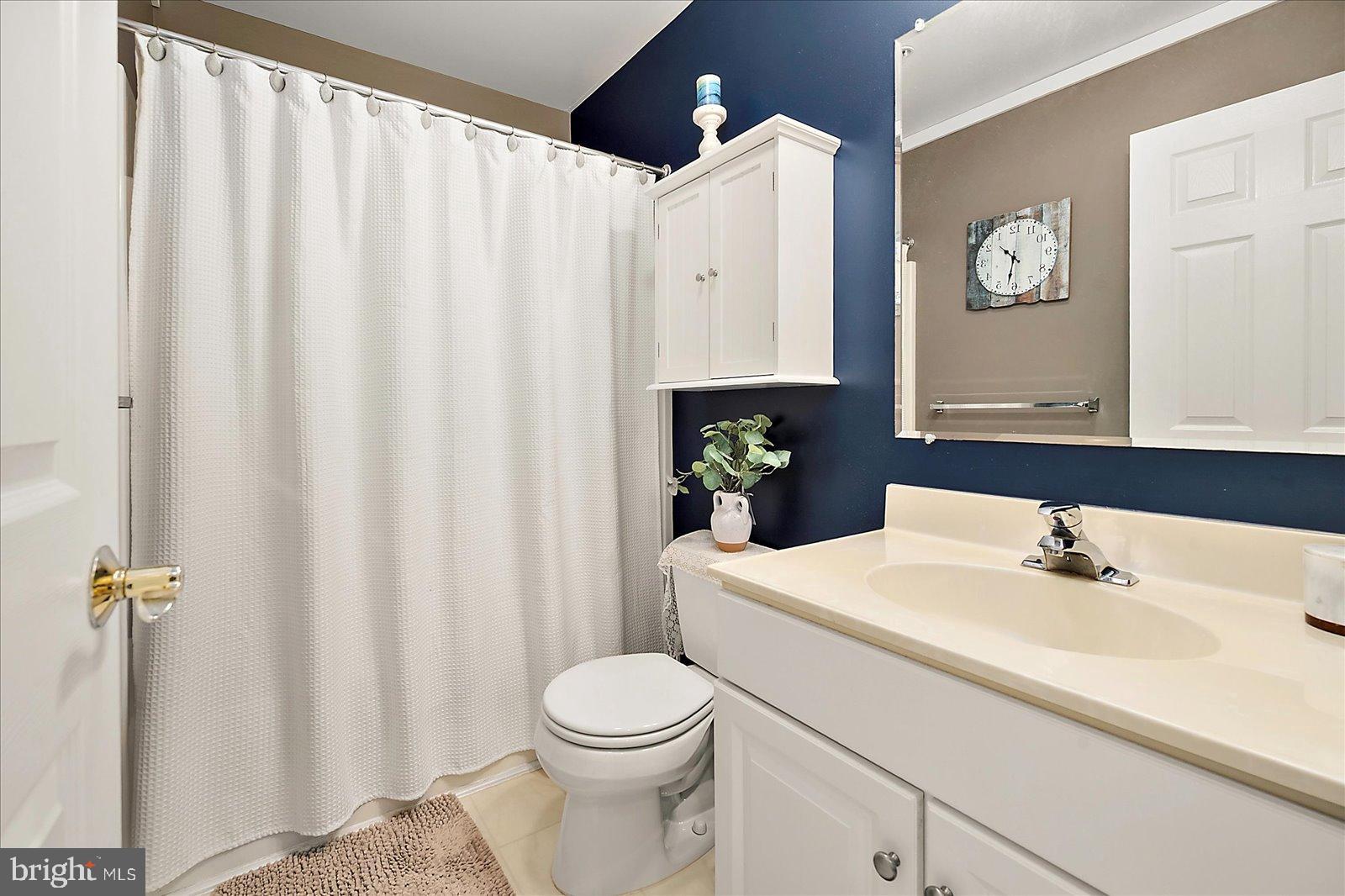 10050 Golf Course Road, Unit 6 Ocean City, MD 21842 - Photo 34 of 60 Chic bathroom with modern accents.