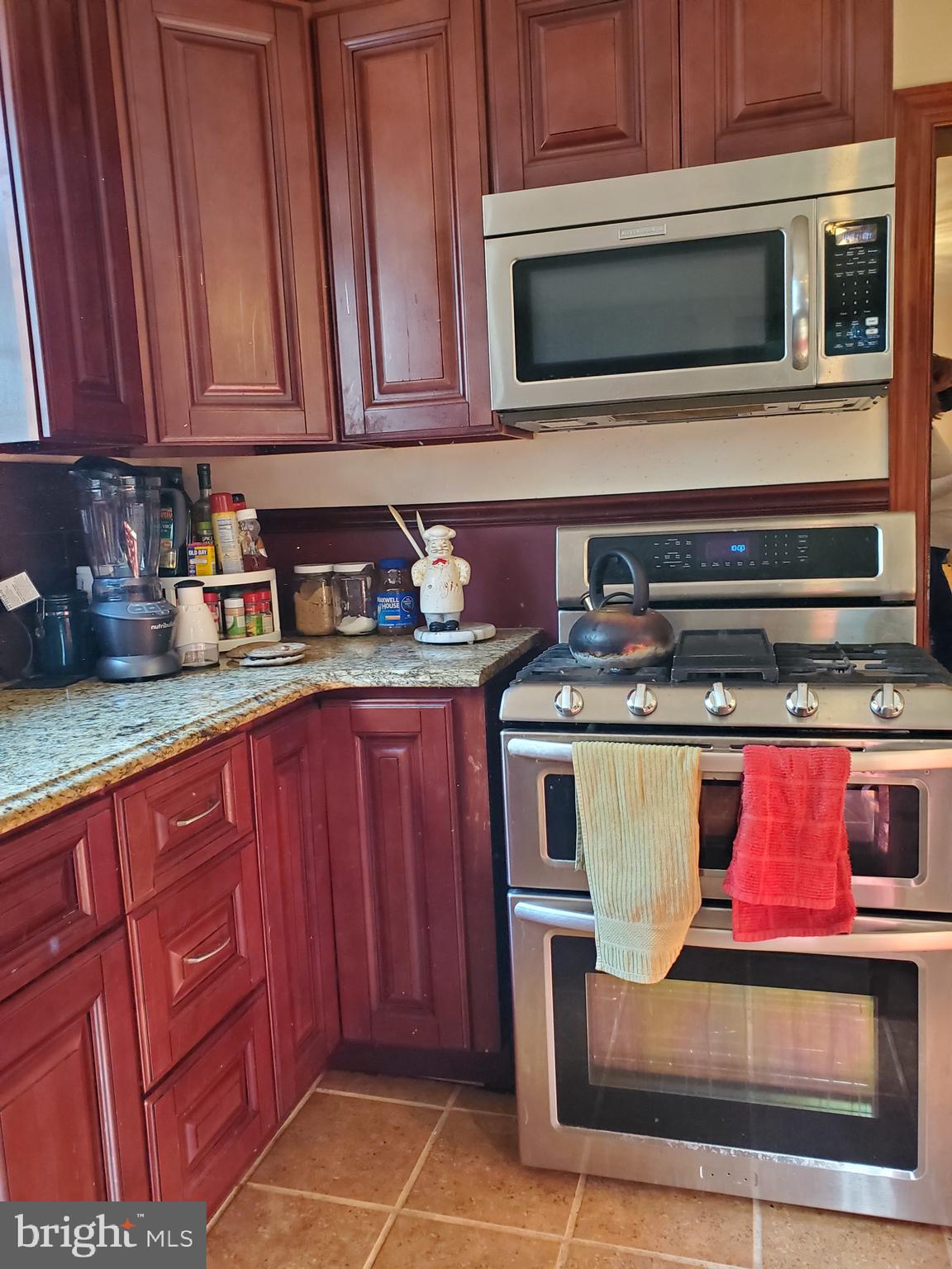 12973 Townsend Road Philadelphia, PA 19154 - Photo 17 of 43