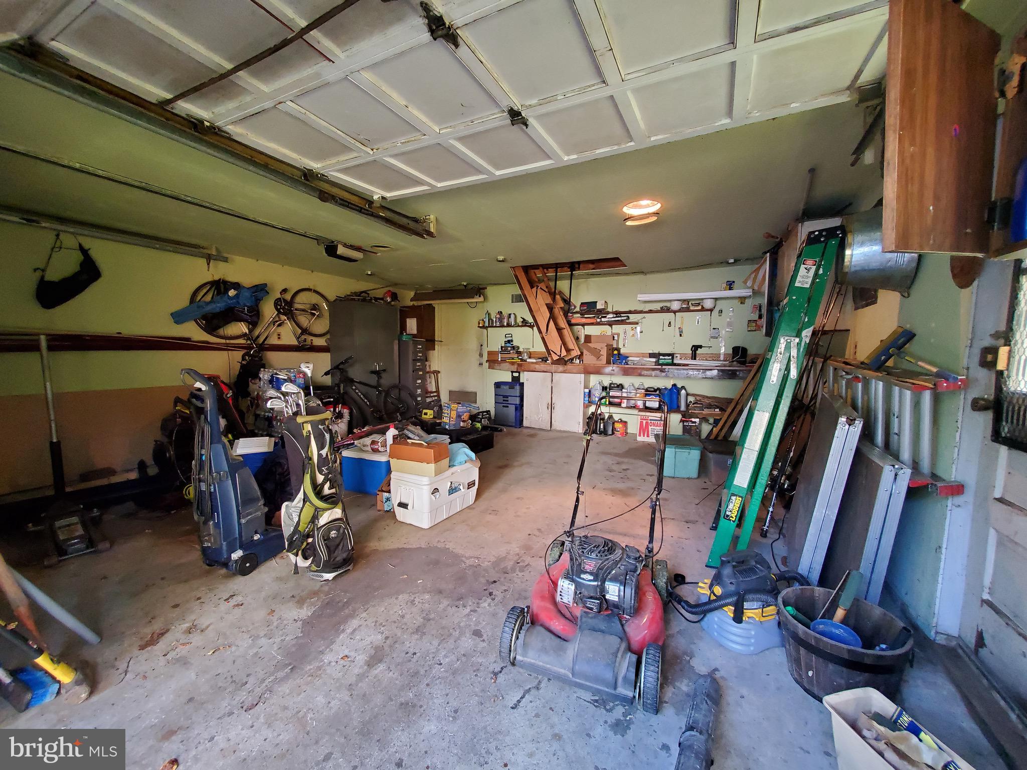 12973 Townsend Road Philadelphia, PA 19154 - Photo 34 of 43