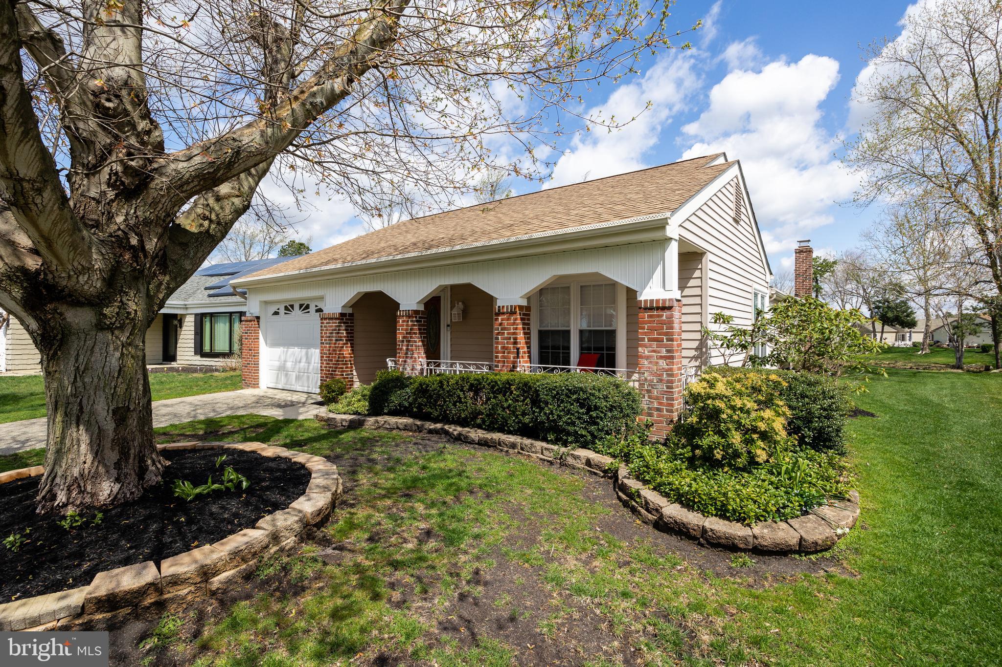 42 Dunstable Road Southampton, NJ 08088 - Photo 3 of 38 Gallery Image 3