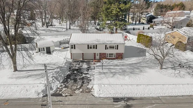 $464,000 | 135 Highland Avenue, Holden, MA 01520