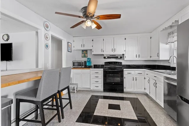 $464,000 | 135 Highland Avenue, Holden, MA 01520