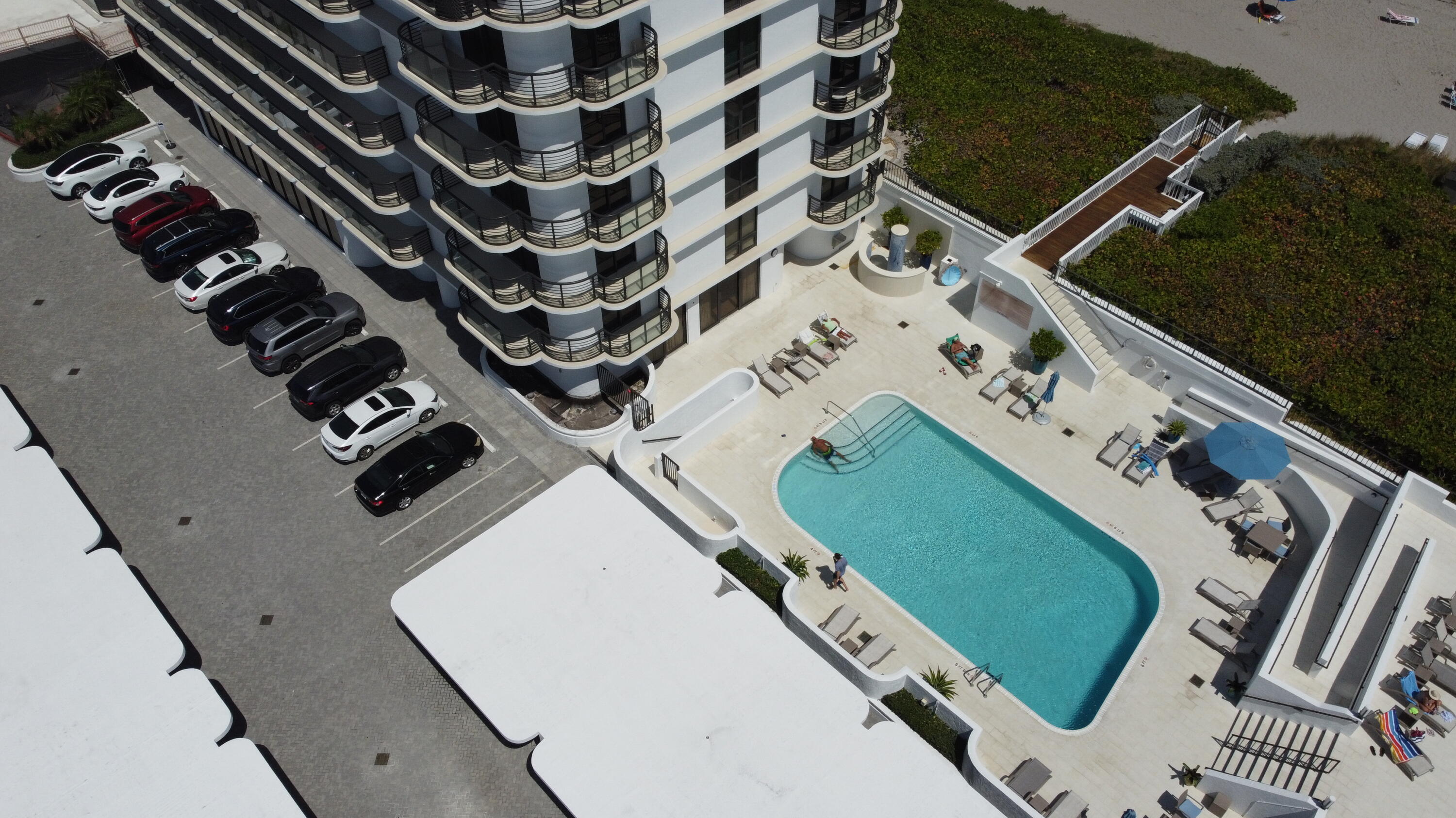 250 South Ocean Boulevard, Unit PH F Boca Raton, FL 33432 - Photo 29 of 30 an aerial view of a balcony