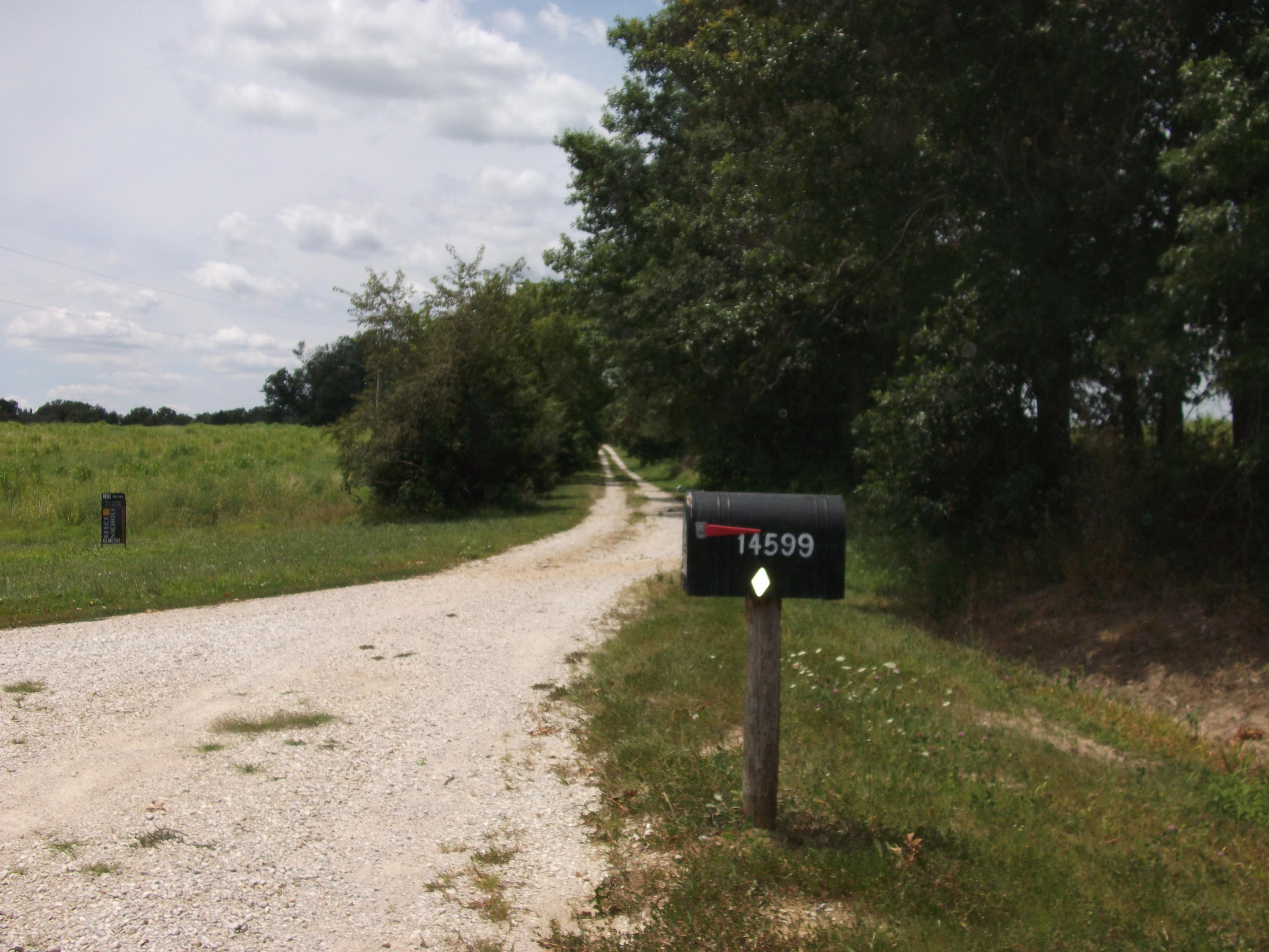 14599 Audrain Co Road Centralia, MO 65240 - Photo 1 of 1 002