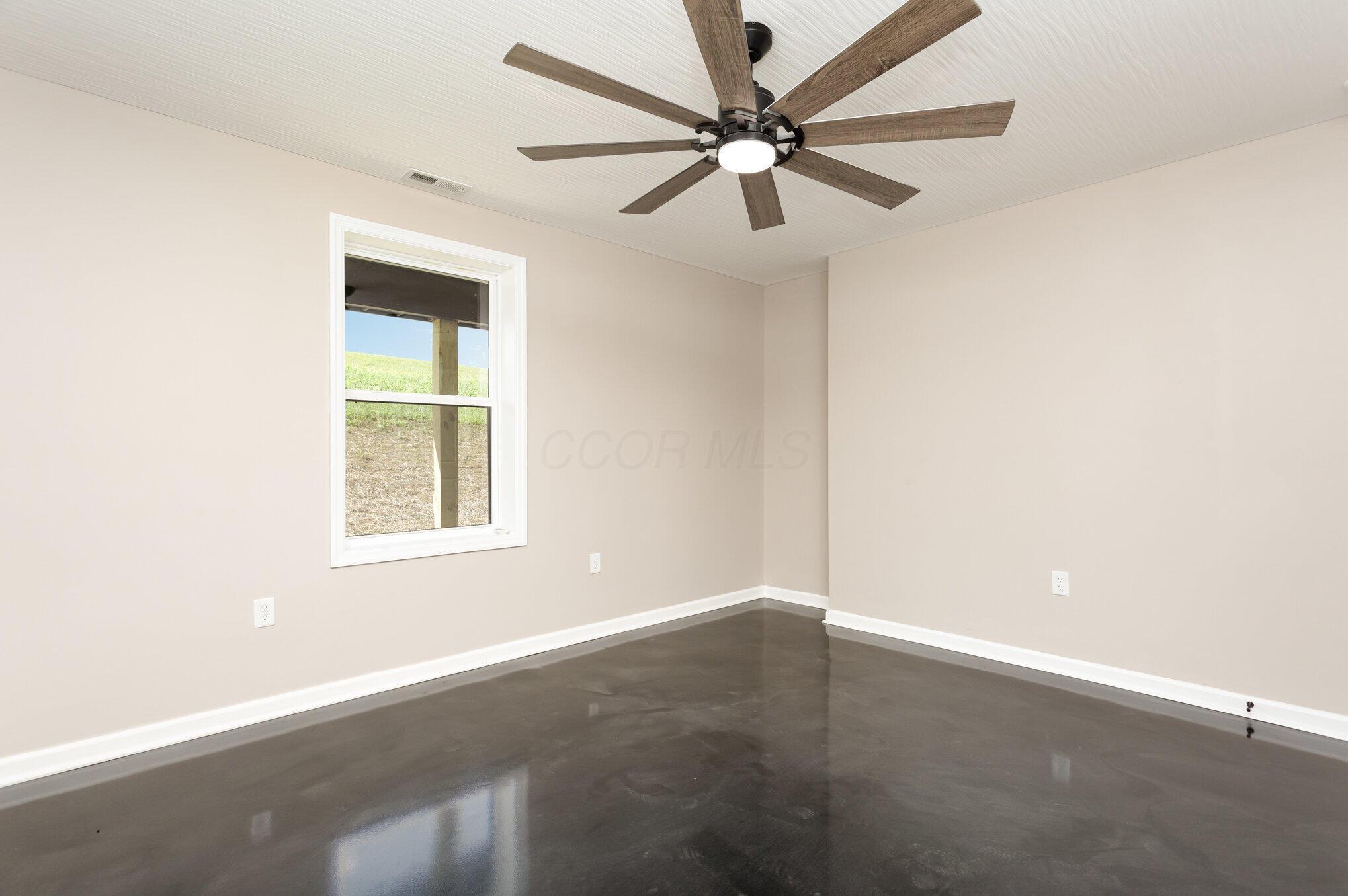 8215 Pleasantview Road Southeast Bremen, OH 43107 - Photo 20 of 41 Bedroom
