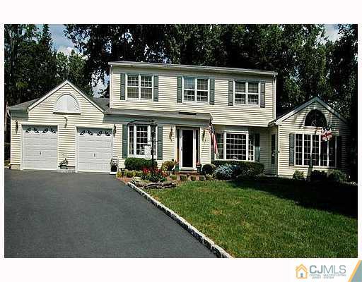 4 Lancelot Road Manalapan, NJ 07726 - Photo 1 of 8 Gallery Image 1