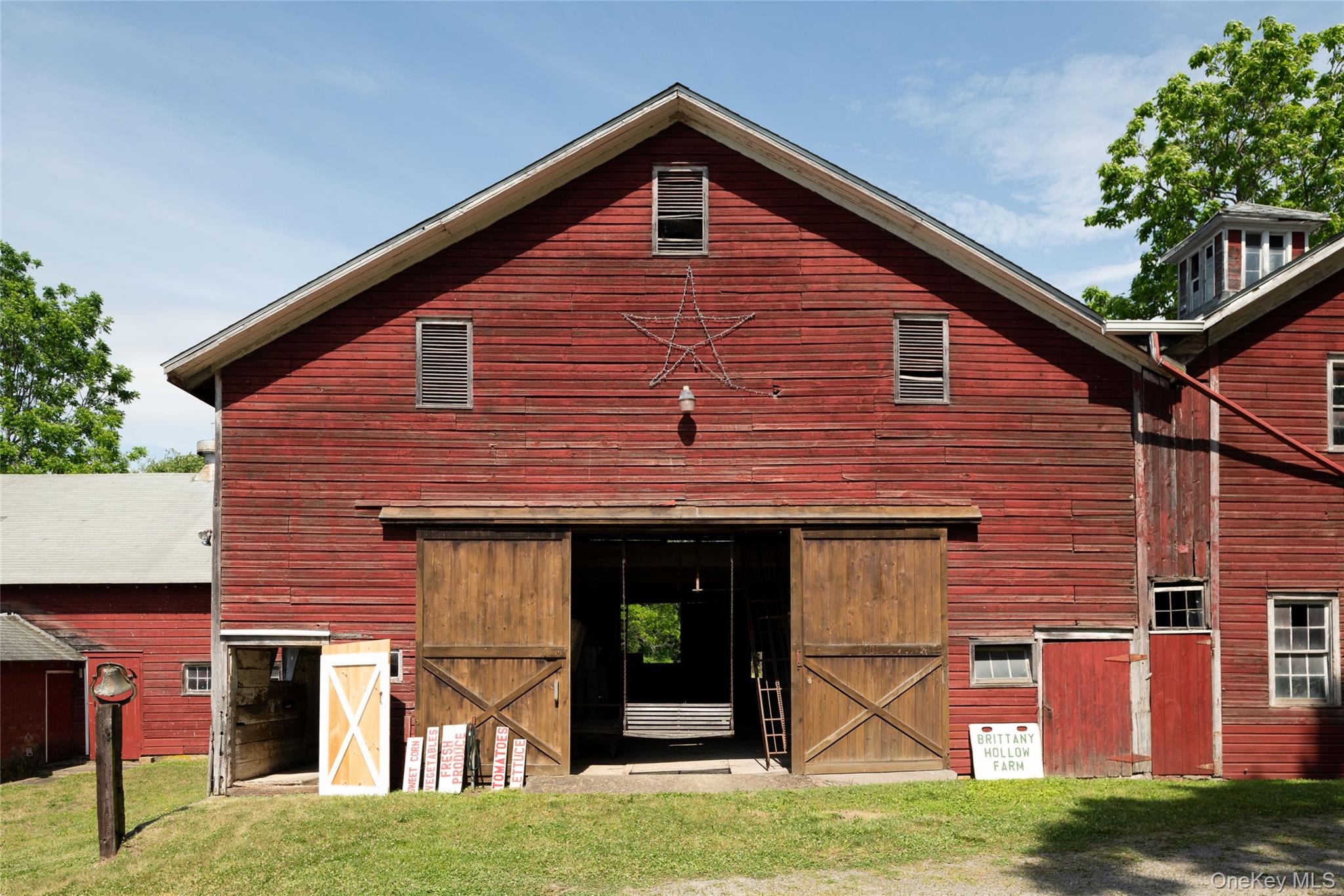 7115 Albany Post Road Rhinebeck, NY 12572 - Photo 5 of 29