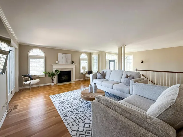 $750,000 | 2211 Lenwood Drive Southwest, Rochester, MN 55902