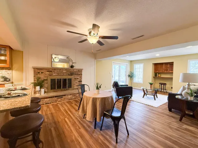 $750,000 | 2211 Lenwood Drive Southwest, Rochester, MN 55902