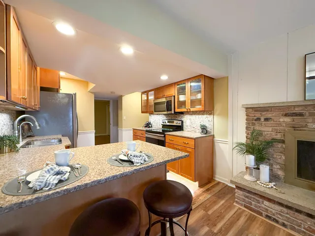 $750,000 | 2211 Lenwood Drive Southwest, Rochester, MN 55902