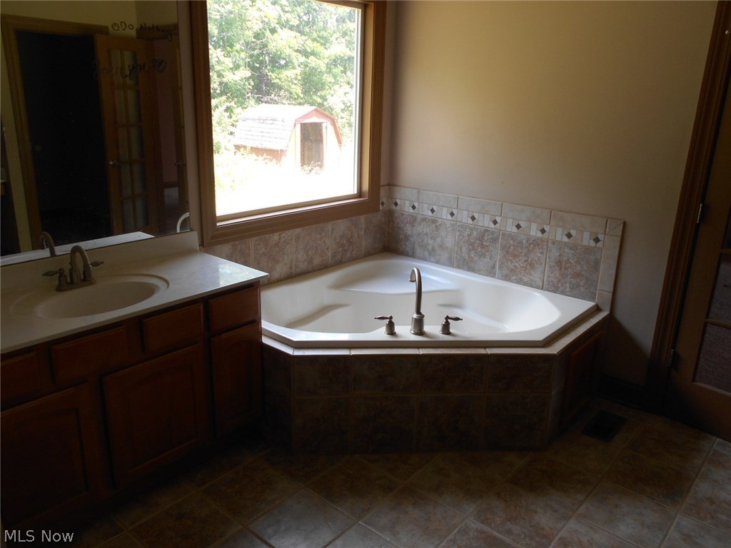 5923 Tallmadge Road Rootstown, OH 44272 - Photo 16 of 32 Gallery Image 16