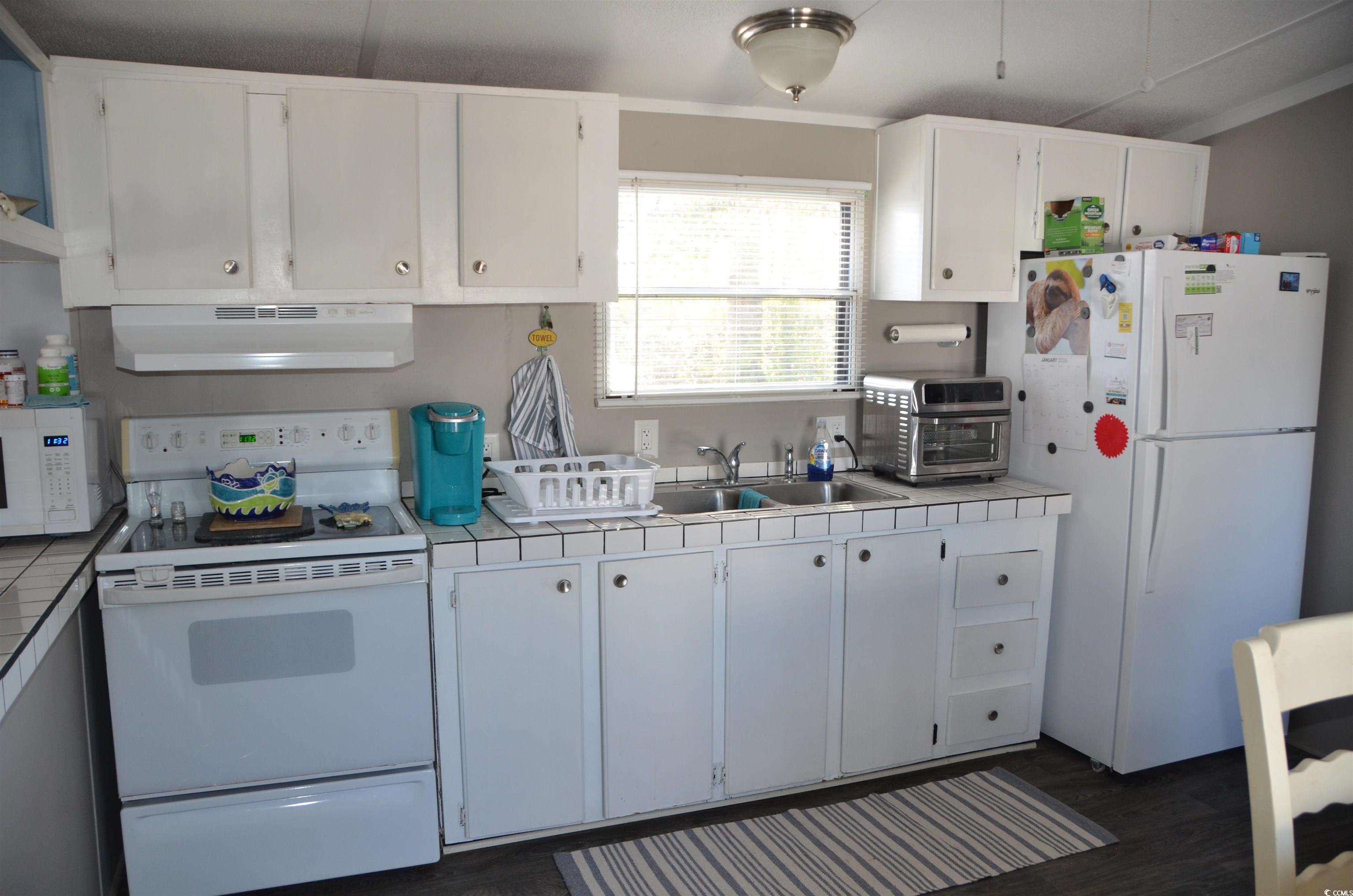 29 Crooked Island Circle Murrells Inlet, SC 29576 - Photo 11 of 36