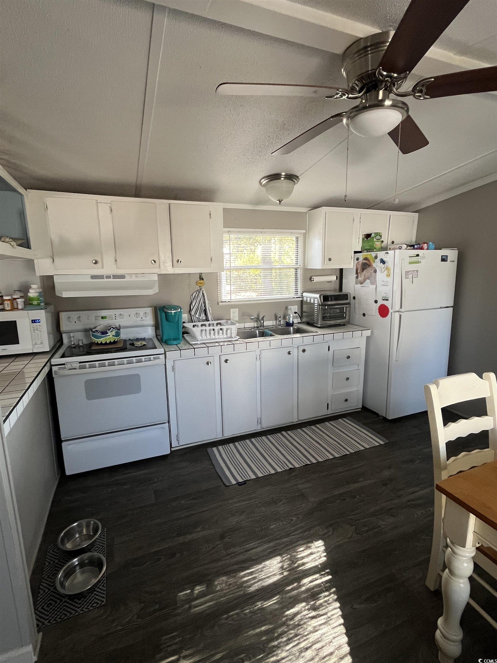 29 Crooked Island Circle Murrells Inlet, SC 29576 - Photo 13 of 36