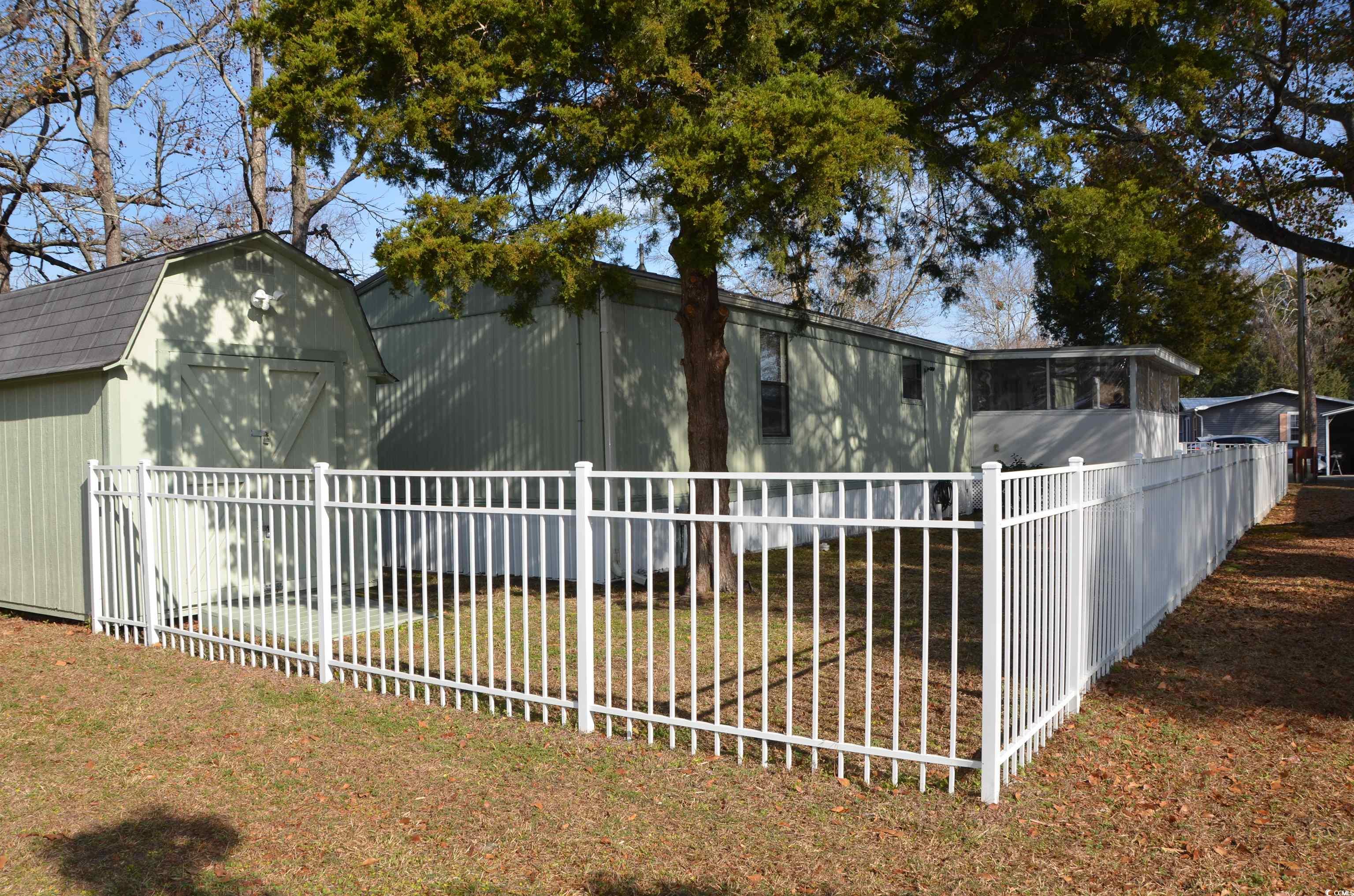 29 Crooked Island Circle Murrells Inlet, SC 29576 - Photo 4 of 36