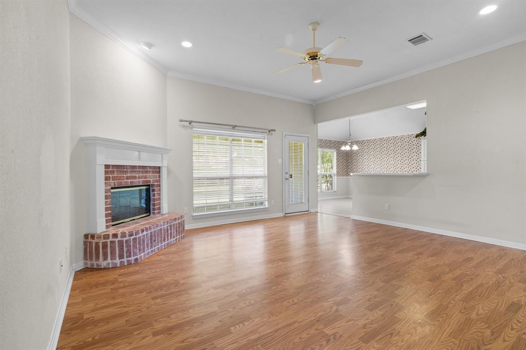 1005 Cheyenne Trail Hewitt, TX 76643 - Photo 2 of 9