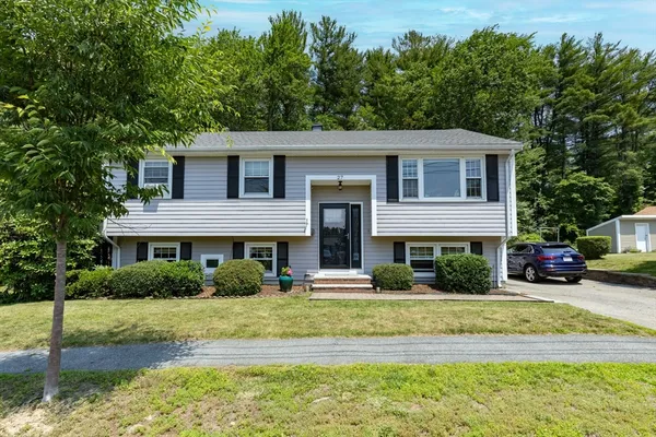 $739,900 | 27 Hayes Avenue, Beverly, MA 01915