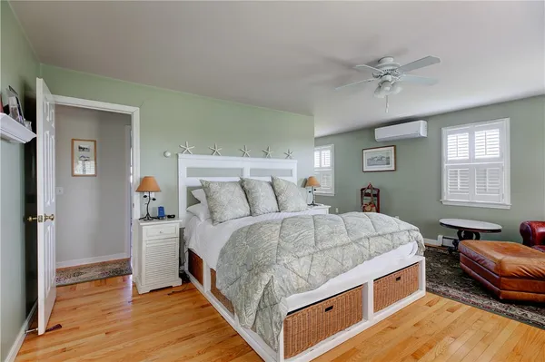 $3,800 | 66 McCorrie Lane, Portsmouth, RI 02871