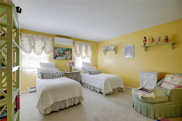 $3,800 | 66 McCorrie Lane, Portsmouth, RI 02871