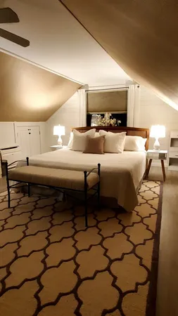 $3,800 | 66 McCorrie Lane, Portsmouth, RI 02871