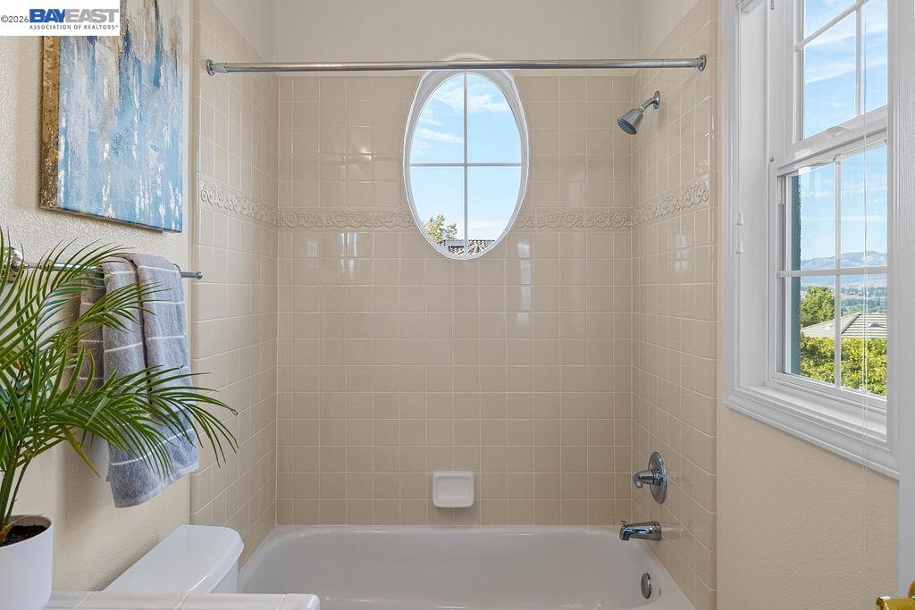 3 Crested Oak Court San Ramon, CA 94583 - Photo 59 of 77 Gallery Image 59