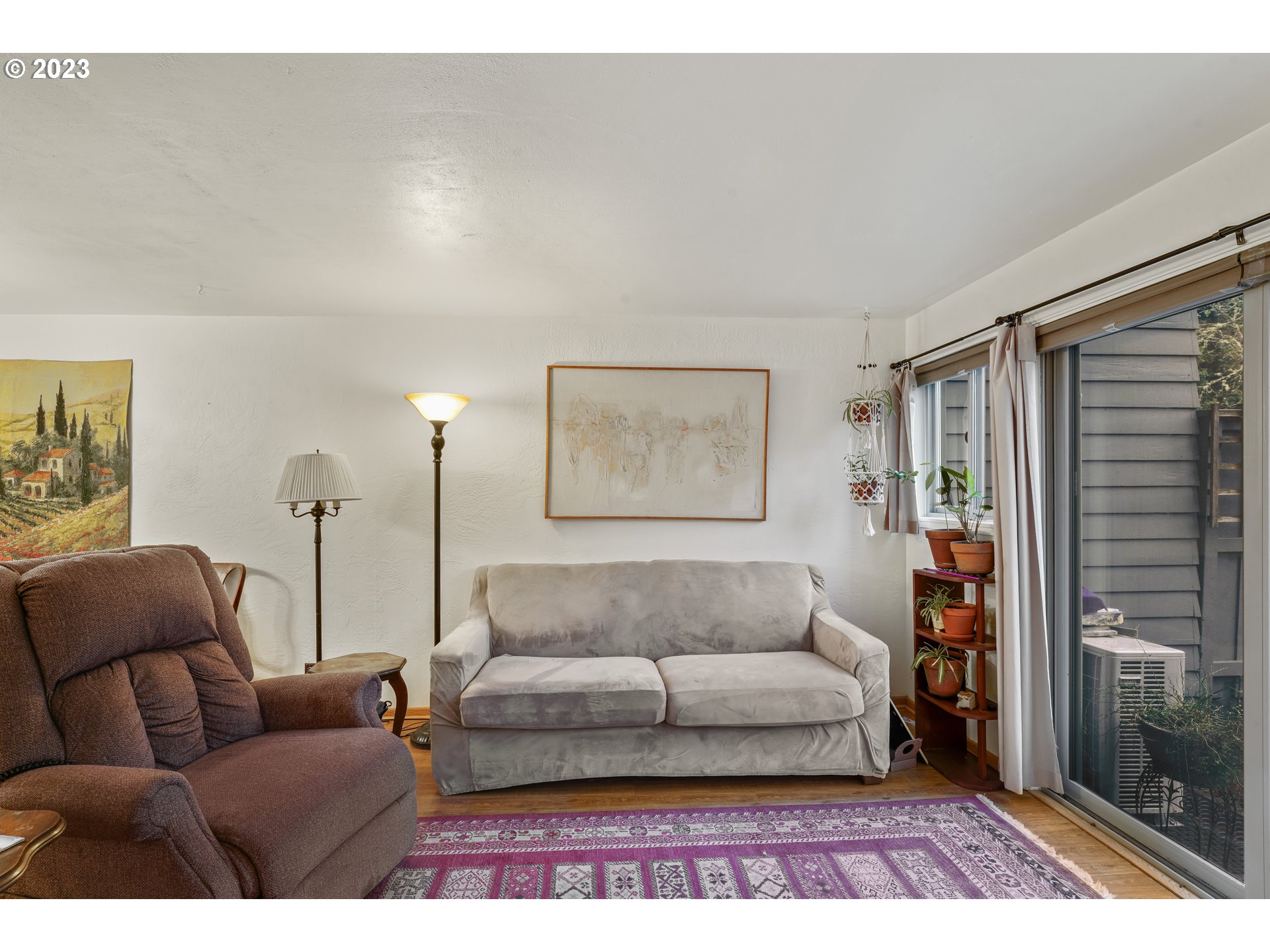 4437 Fox Hollow Road, Unit 2 Eugene, OR 97405 - Photo 14 of 25 Gallery Image 14