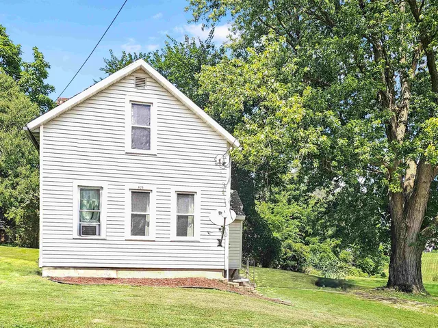 $119,999 | 620 Lake Street, Hillsboro, WI 54634