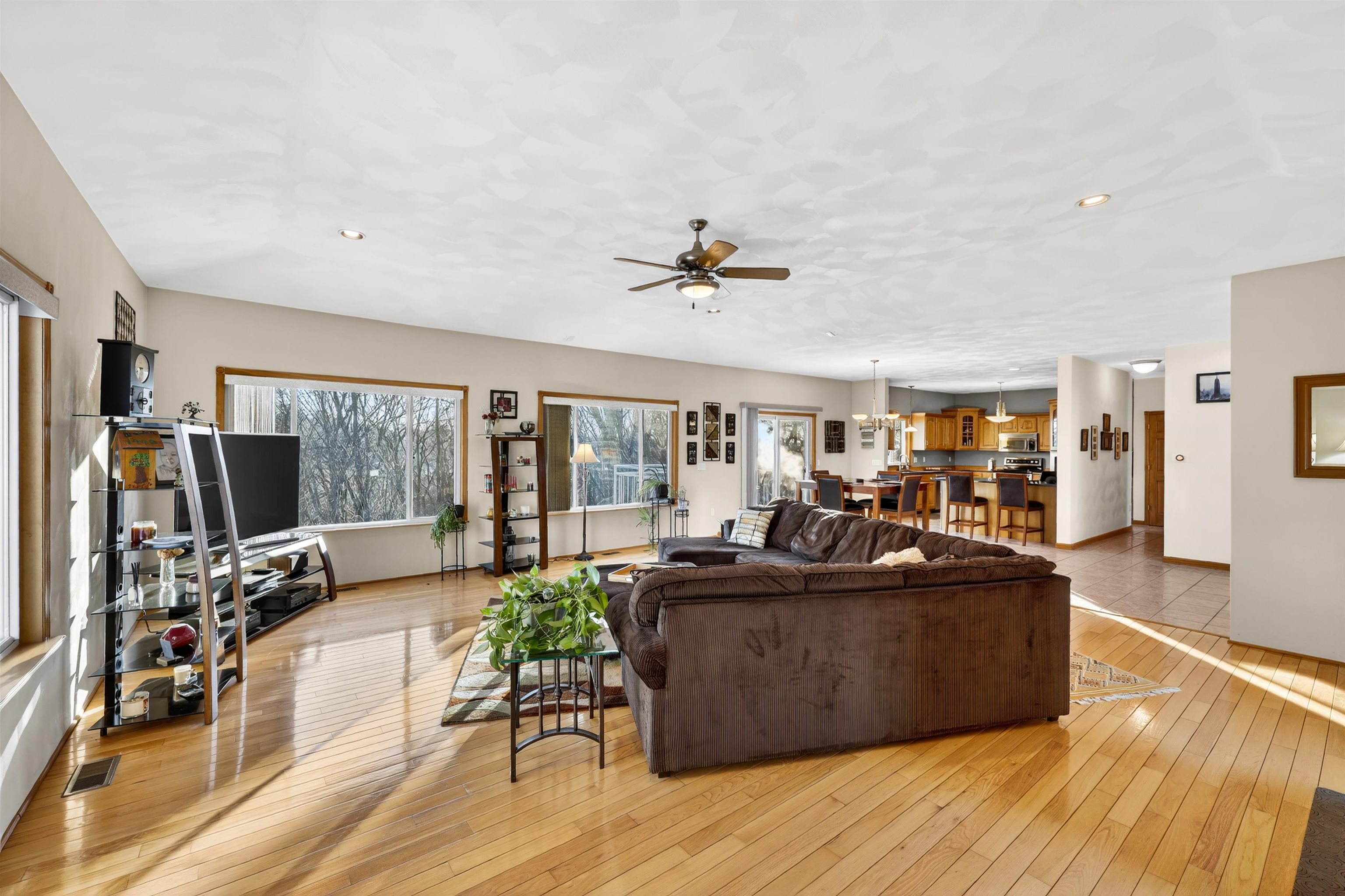 2150 Sunset Drive Reedsburg, WI 53959 - Photo 17 of 56