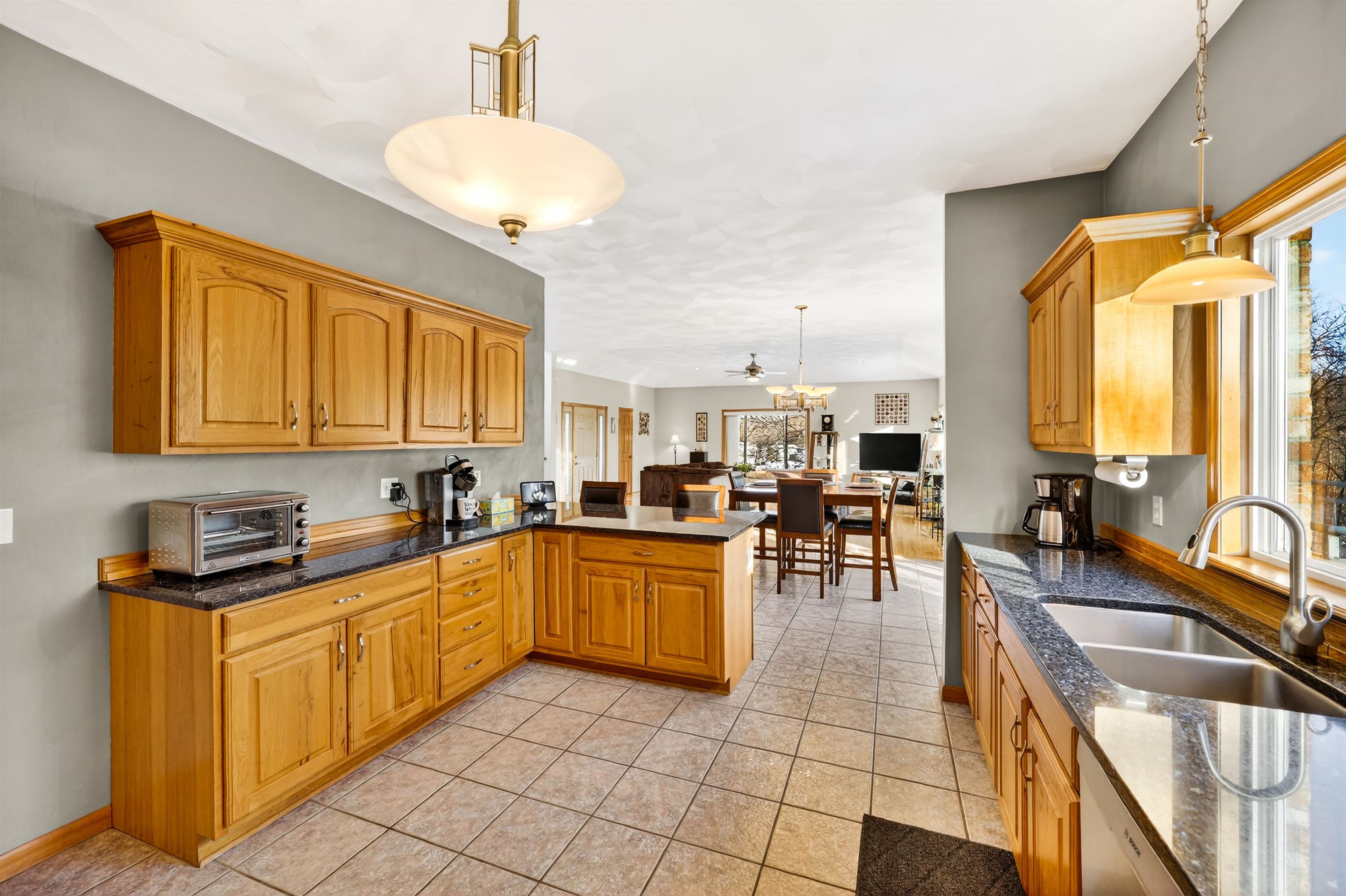 2150 Sunset Drive Reedsburg, WI 53959 - Photo 25 of 56