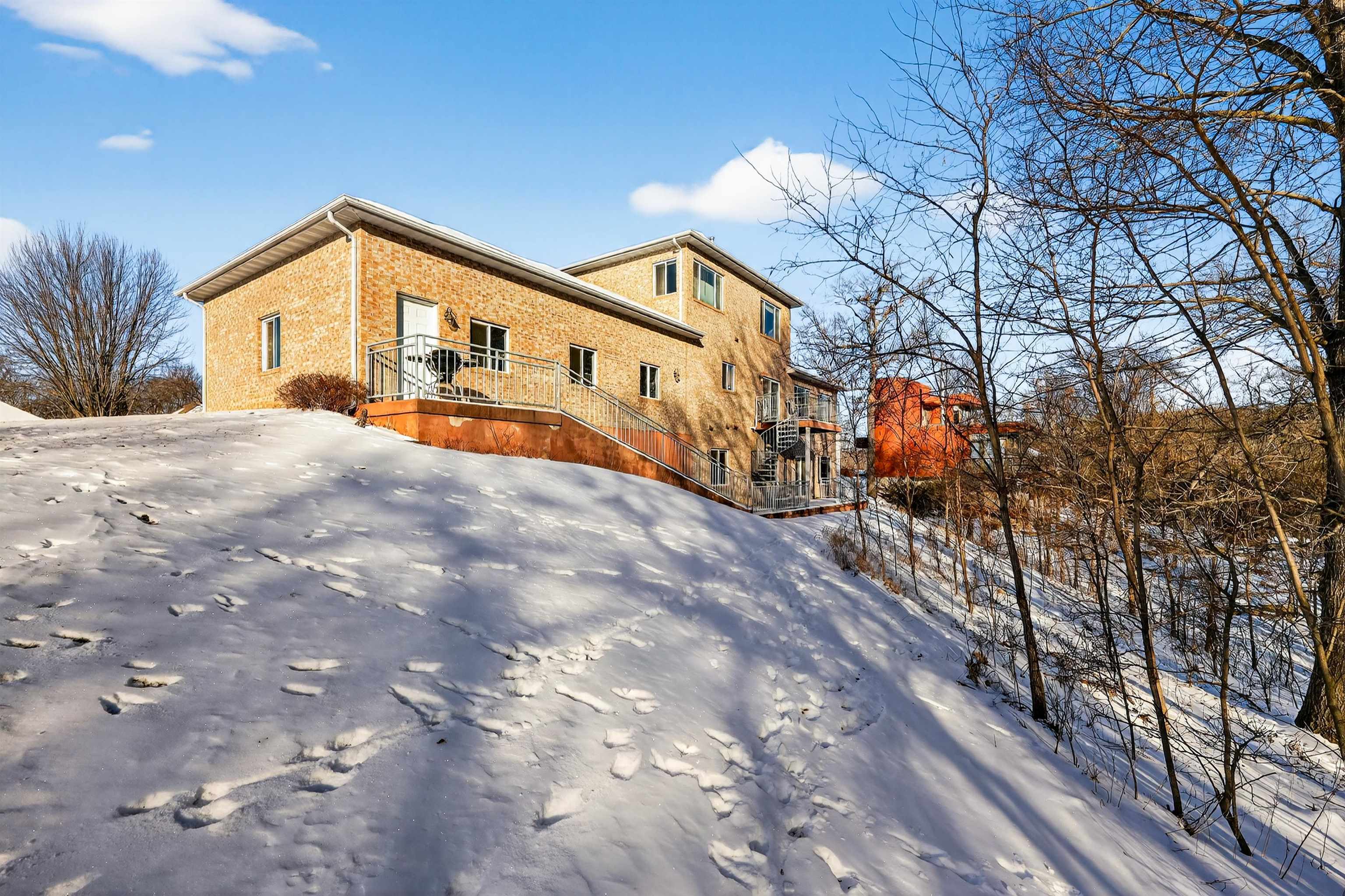 2150 Sunset Drive Reedsburg, WI 53959 - Photo 7 of 56