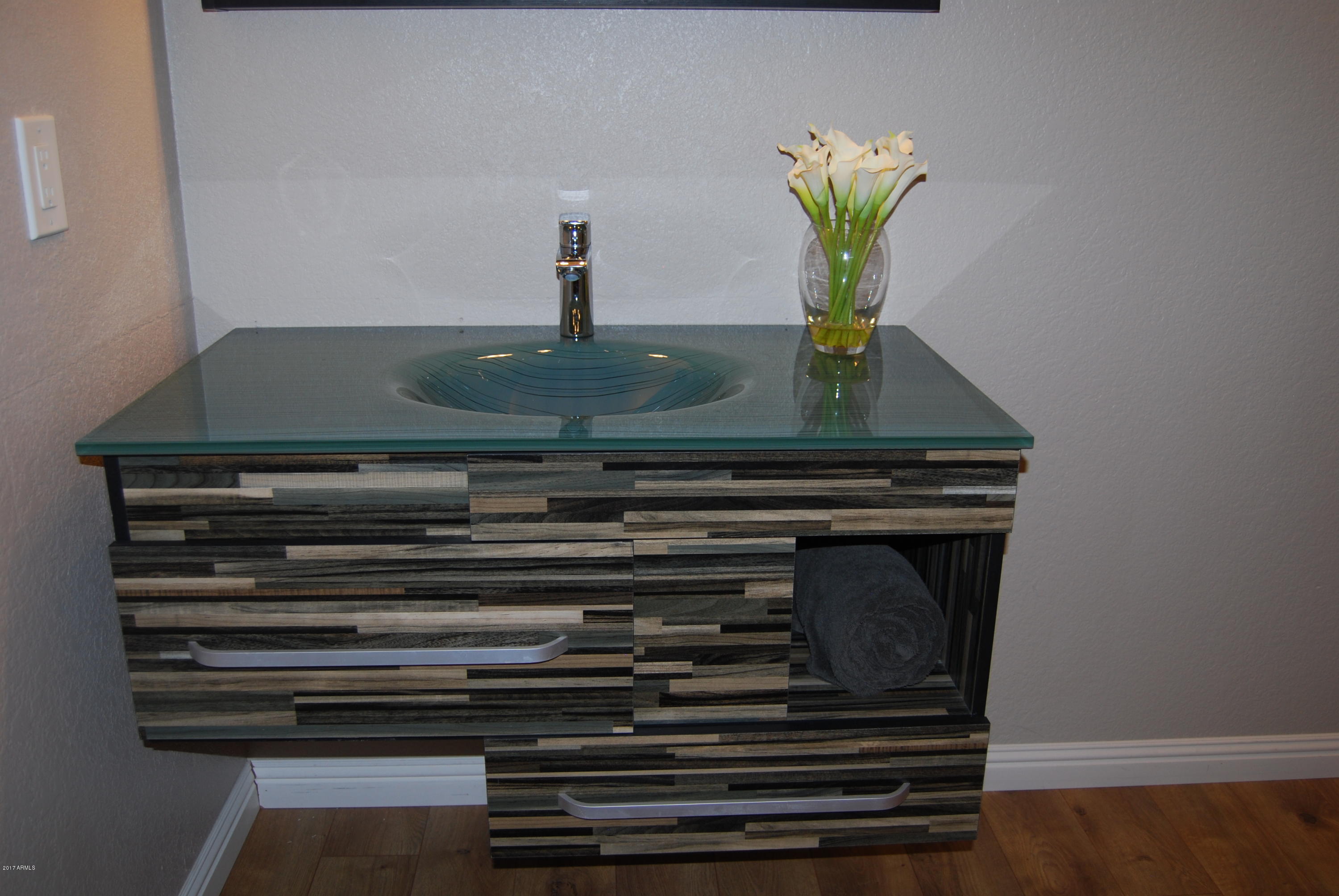 154 West 5th Street, Unit 248 Tempe, AZ 85281 - Photo 13 of 18 a close view of appliances