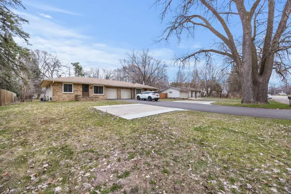 $499,900 | 1967 County Rd D West, Arden Hills, MN 55112
