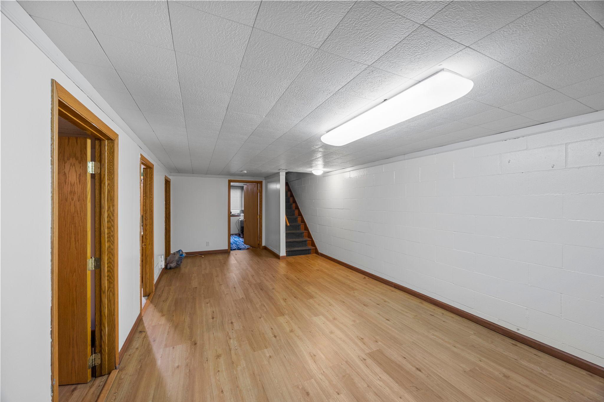 1967 County Rd D West Arden Hills, MN 55112 - Photo 34 of 53