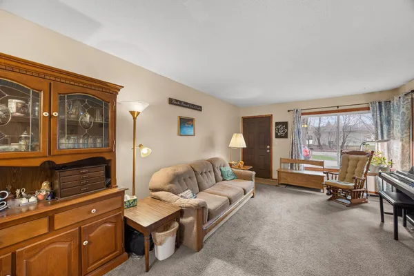 $499,900 | 1967 County Rd D West, Arden Hills, MN 55112
