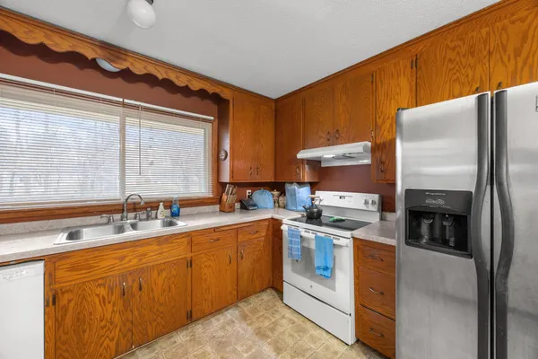 $499,900 | 1967 County Rd D West, Arden Hills, MN 55112