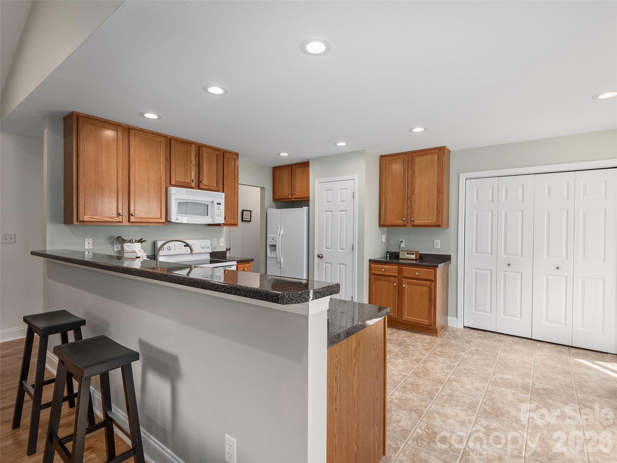 64 Springside Road Asheville, NC 28803 - Photo 7 of 31