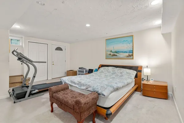 $5,550 | 215 St Mary Street, Unit 3, Needham, MA 02494
