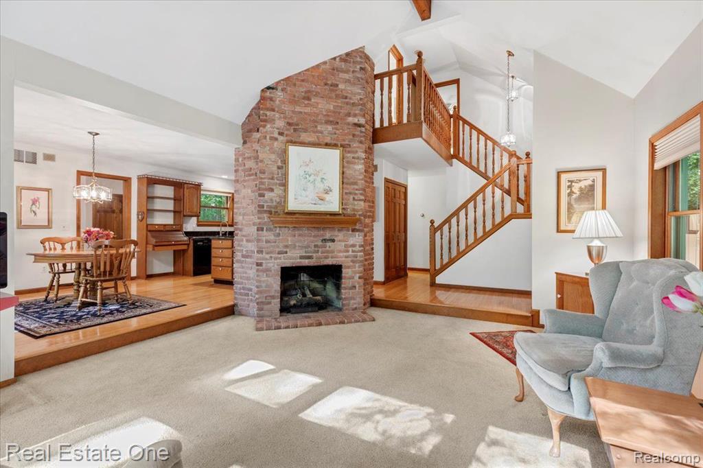 10275 Ortonville Road Clarkston, MI 48348 - Photo 23 of 43