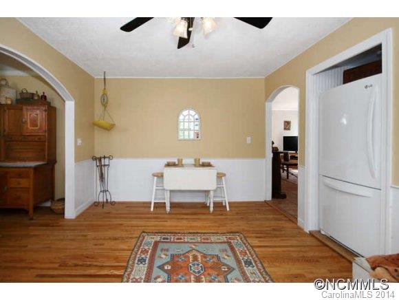 119 Spooks Branch Road Asheville, NC 28804 - Photo 8 of 24 Gallery Image 8