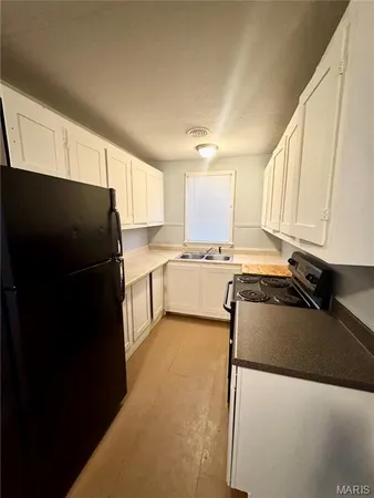 $900 | 117 South 3rd Street, Dupo, IL 62239