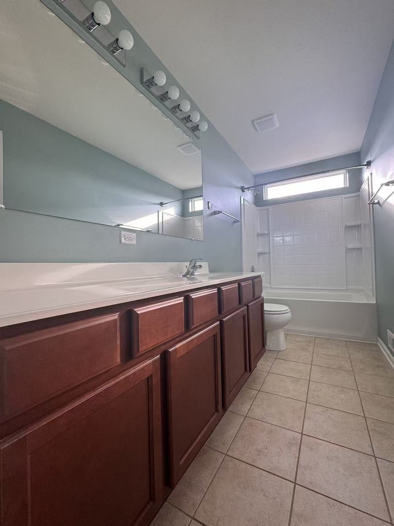 5734 Oak Ridge Way Lisle, IL 60532 - Photo 26 of 34