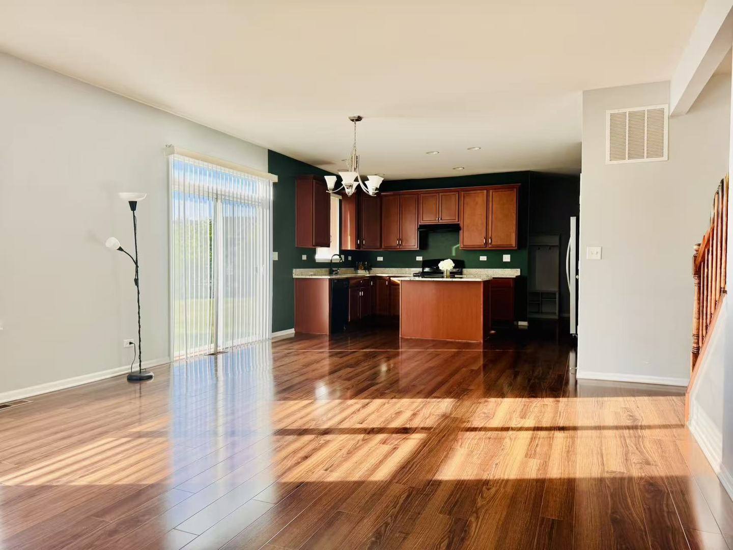 5734 Oak Ridge Way Lisle, IL 60532 - Photo 10 of 34