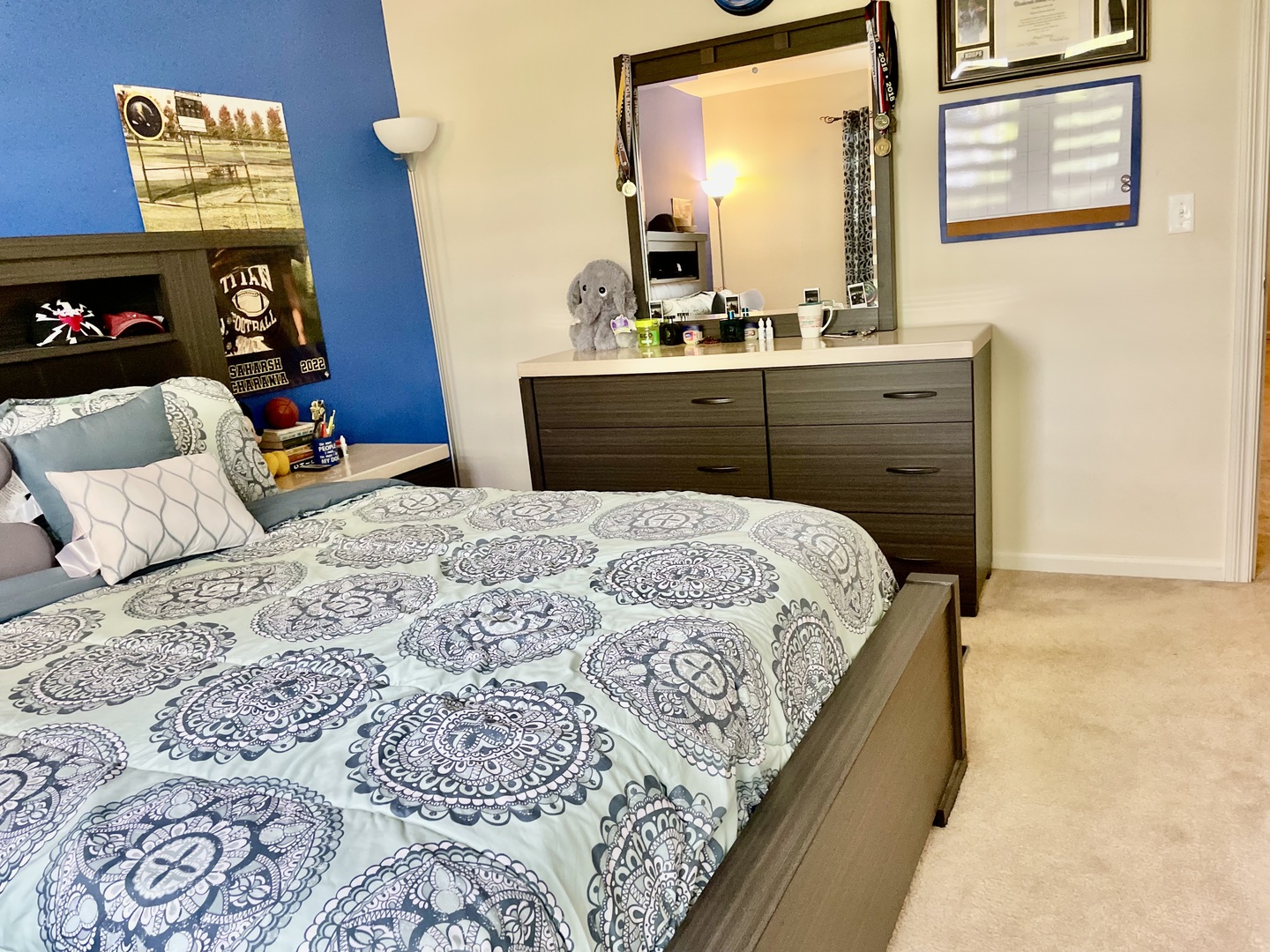 2018 Shermer Road, Unit 2018 Glenview, IL 60026 - Photo 33 of 39 a bedroom with a bed and wooden floor