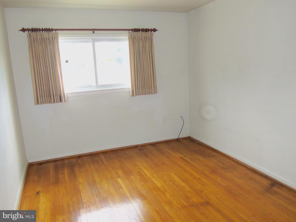6014 Riggs Road Hyattsville, MD 20783 - Photo 17 of 18 Bedroom