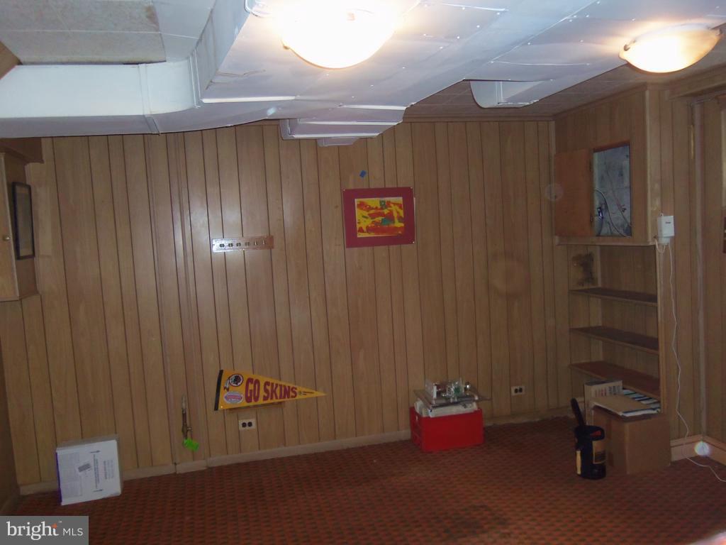 6014 Riggs Road Hyattsville, MD 20783 - Photo 7 of 18 Family Room