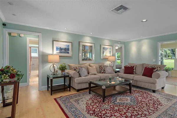 $2,800 | 7167 Crown Oaks Drive, Spring Hill, FL 34606