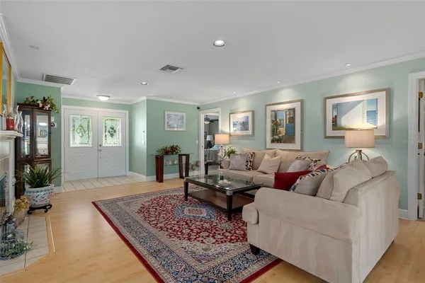 $2,800 | 7167 Crown Oaks Drive, Spring Hill, FL 34606