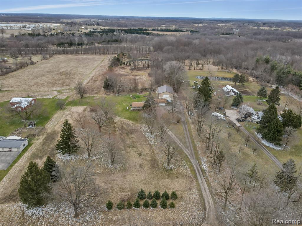 12277 Vernon Road Bancroft, MI 48414 - Photo 26 of 27