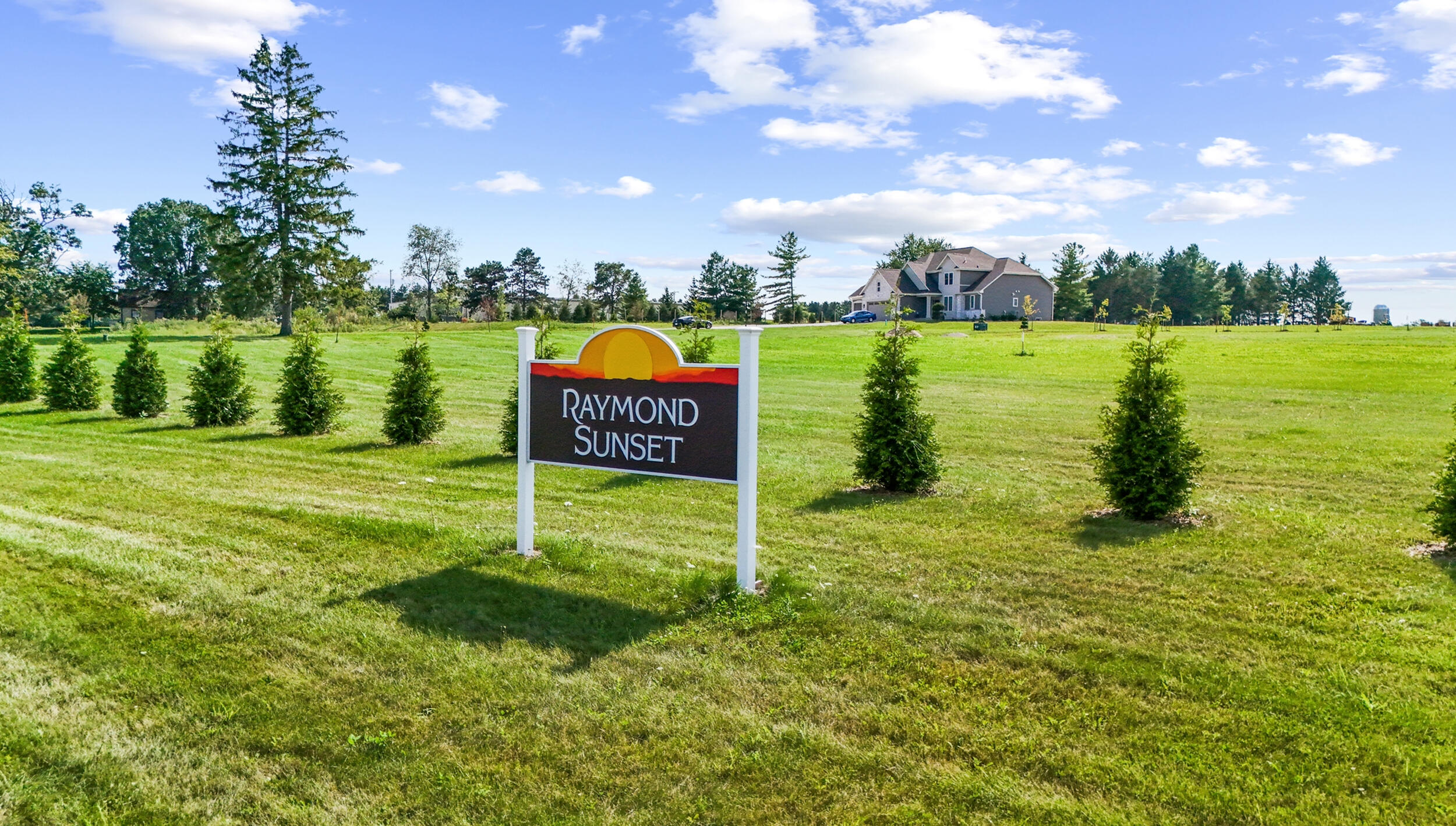 1453 Waukesha Road Raymond, WI 53108 - Photo 4 of 22 1_img_1440