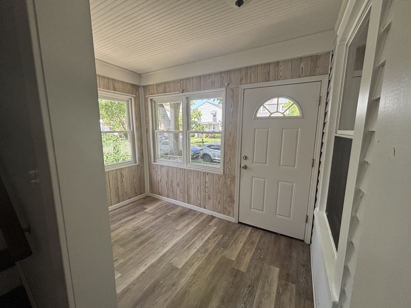 2224 Foster Street, Unit 1 Evanston, IL 60201 - Photo 2 of 17